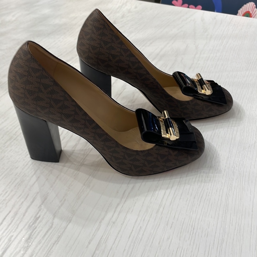 Michael Michael Kors shoe